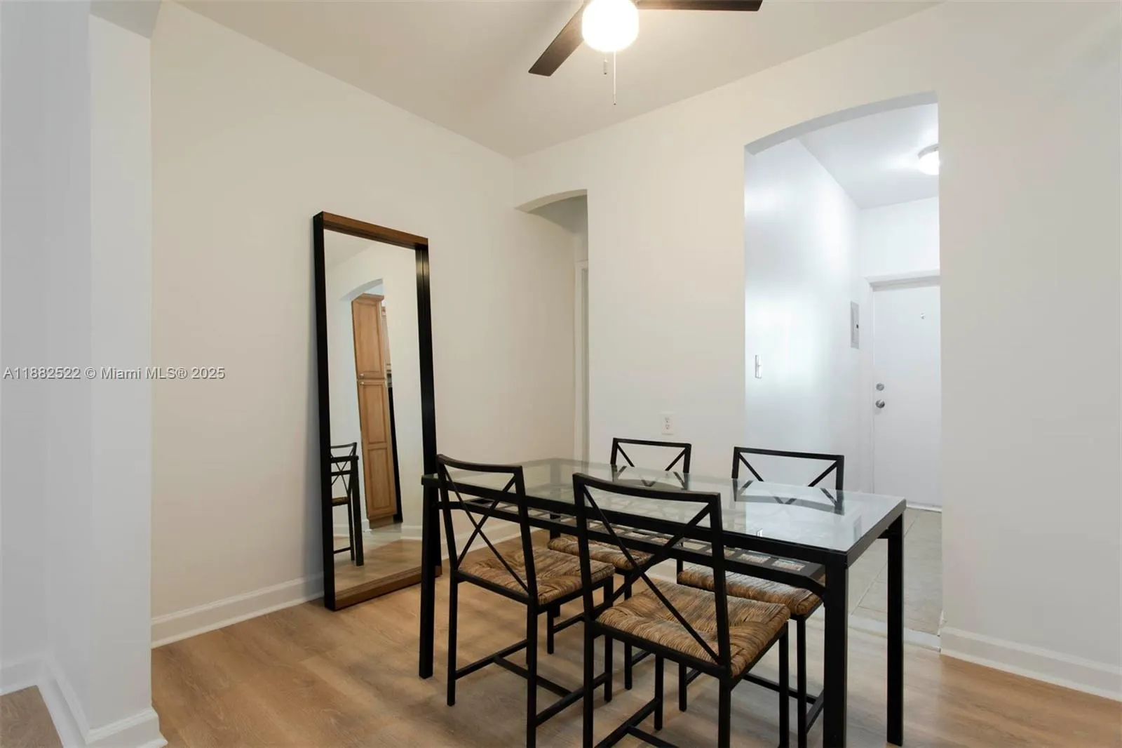 1561 Lenox Ave, #10