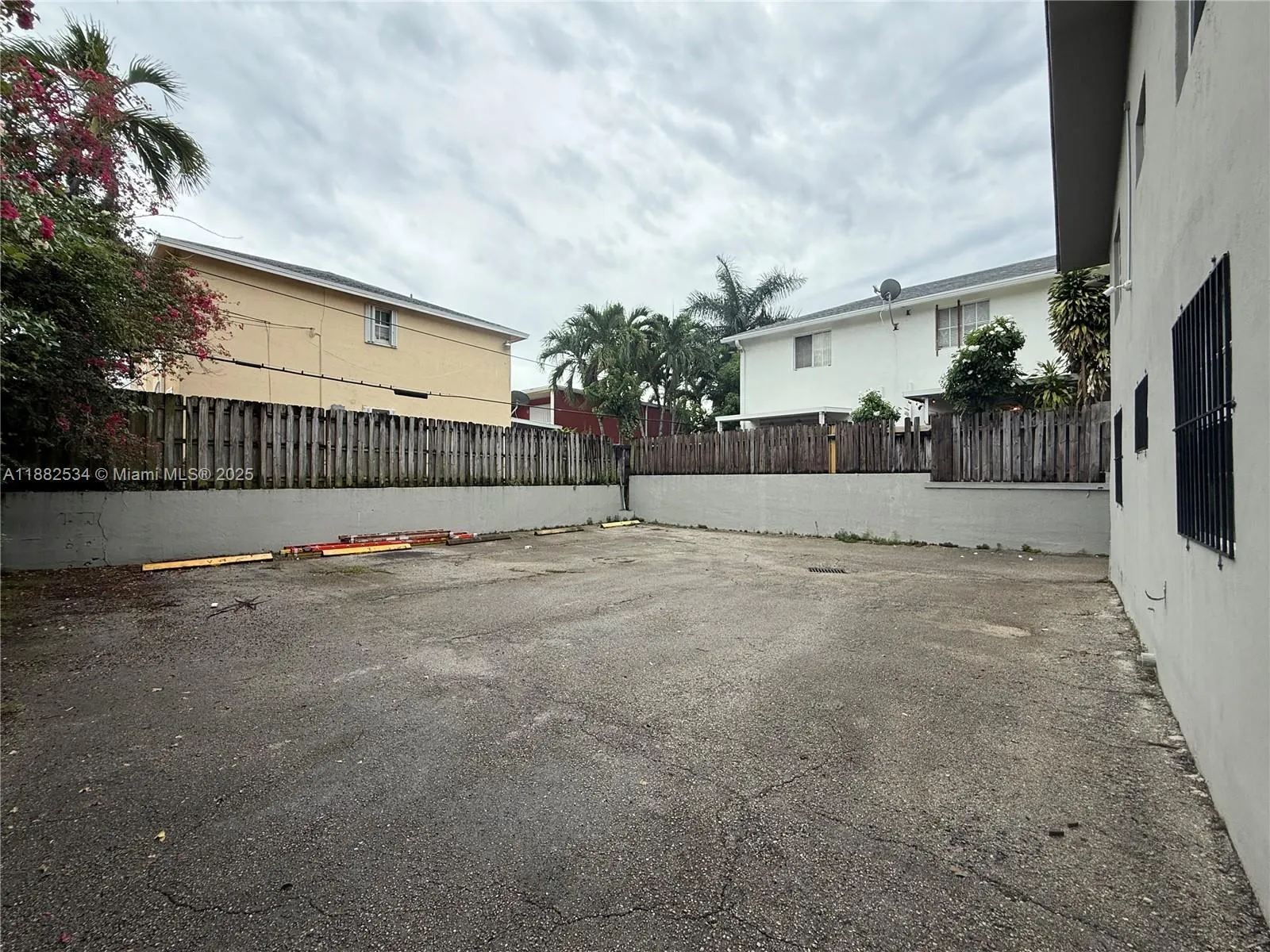 428 SW 2nd St, #2