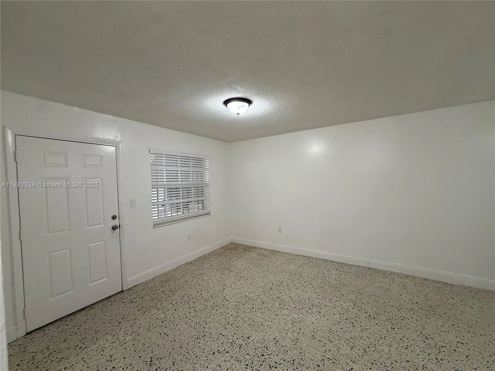 428 SW 2nd St, #2