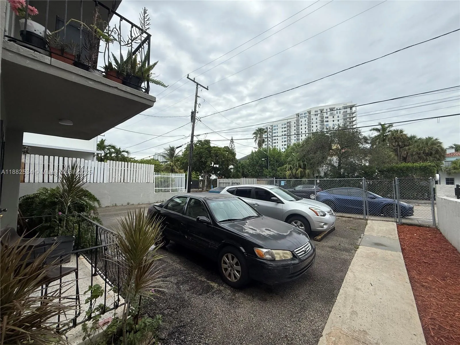 428 SW 2nd St, #2