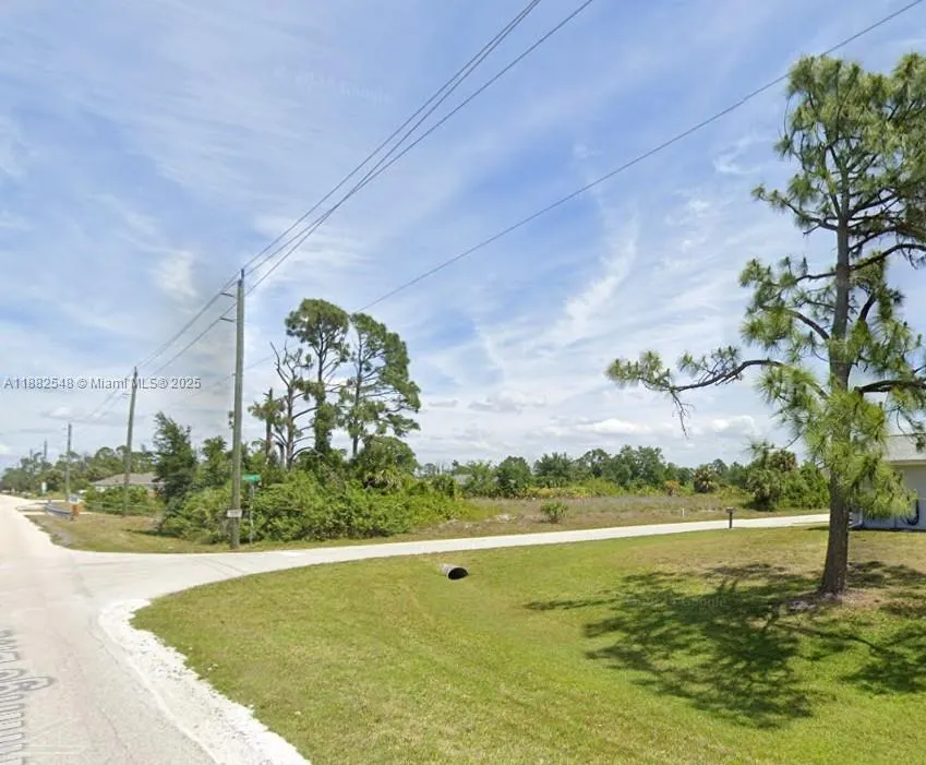 12010 XAVIER AVE