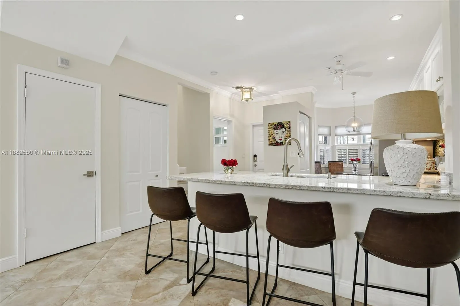 633 NE 9th Ave, #2