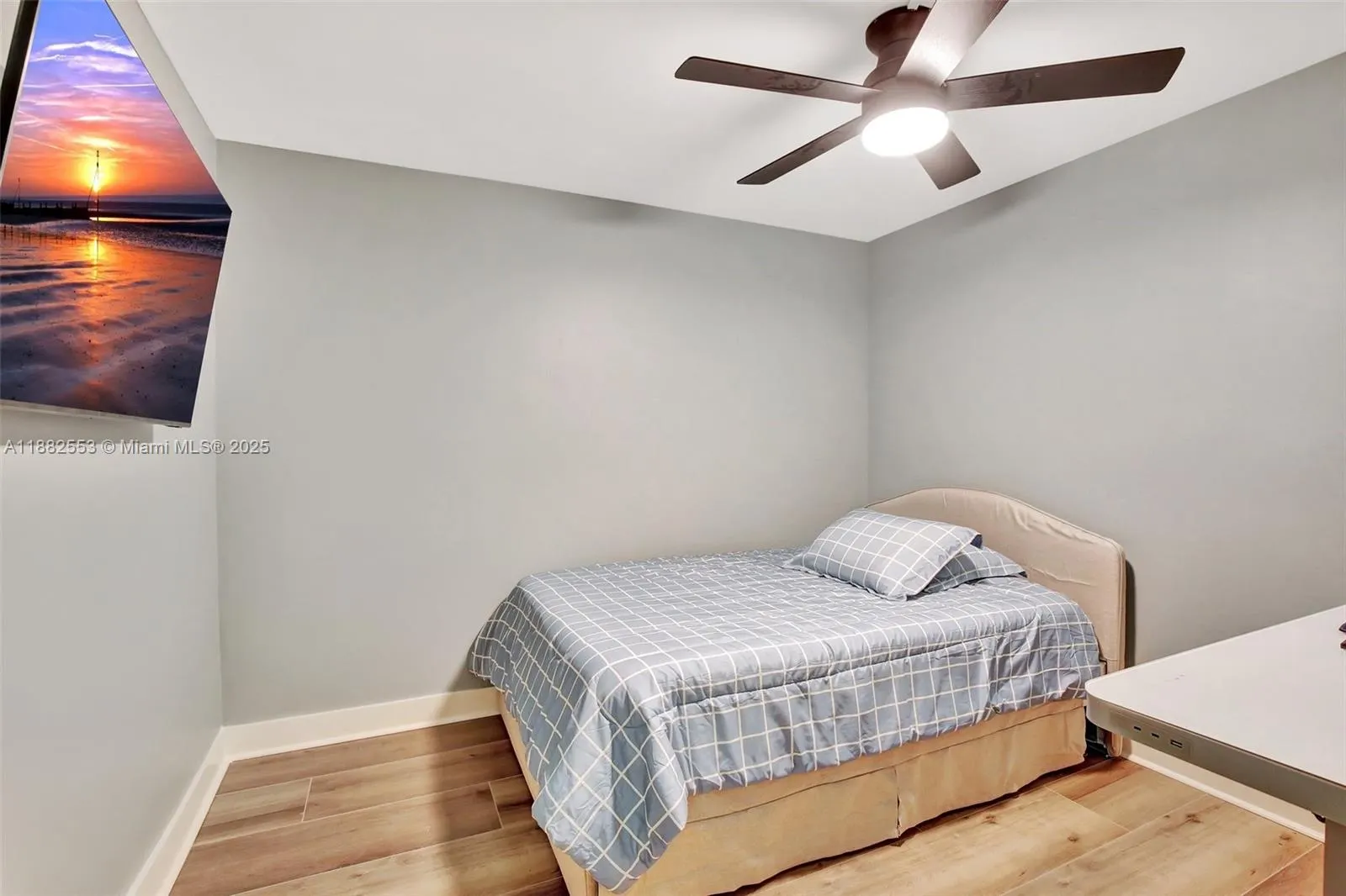 520 Orton Ave, #303