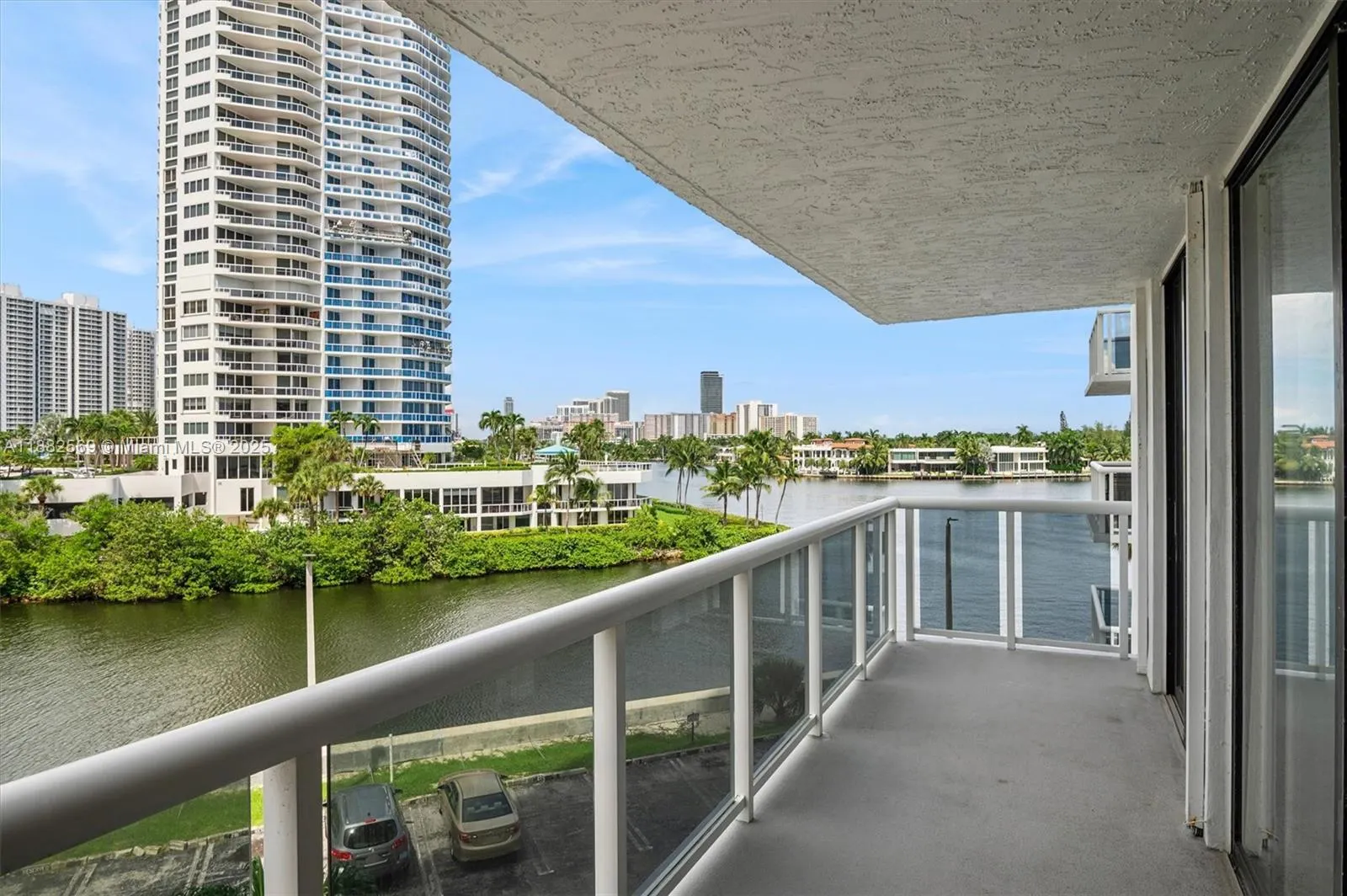 20515 E Country Club Dr, #442