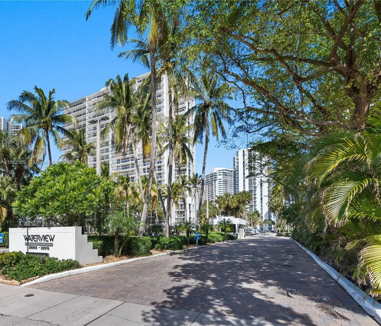 20515 E Country Club Dr, #442