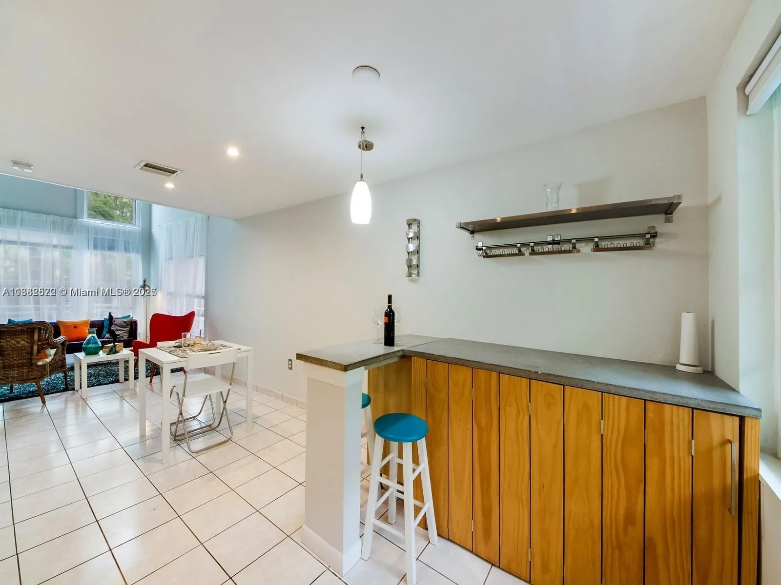 6865 Bay Dr, #1