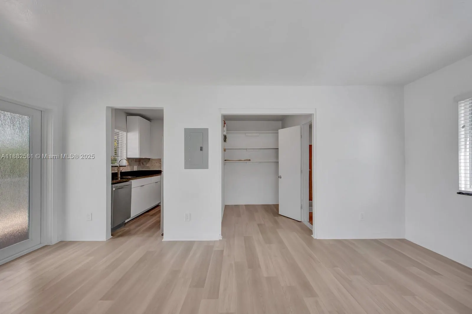 570 NE 68th St, #7