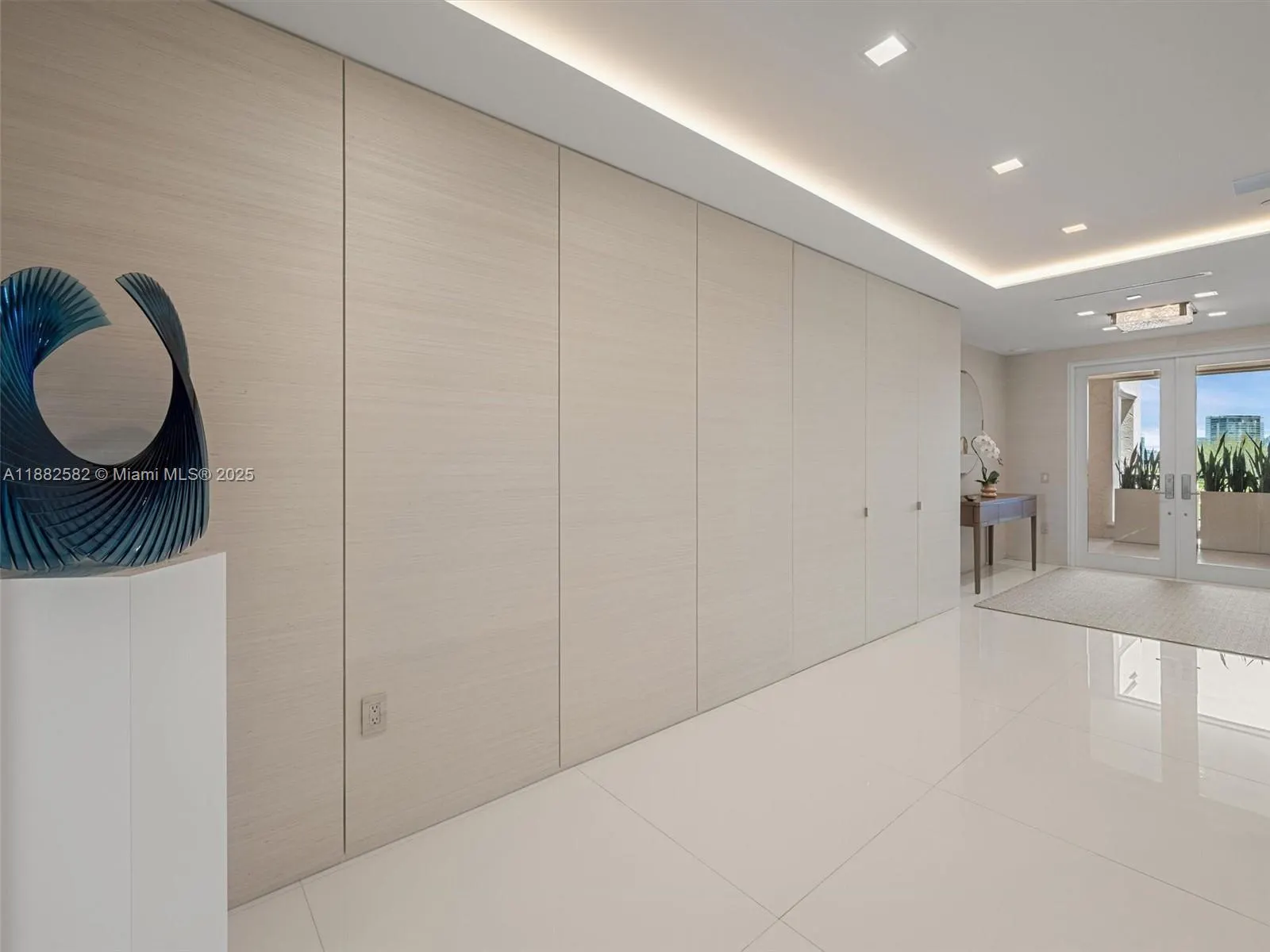 5053 Fisher Island Dr, #5053