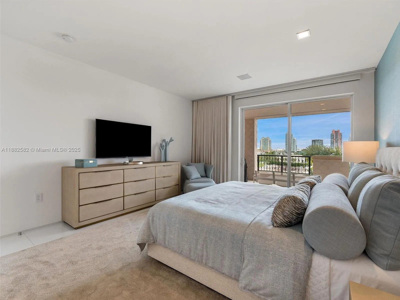 5053 Fisher Island Dr, #5053