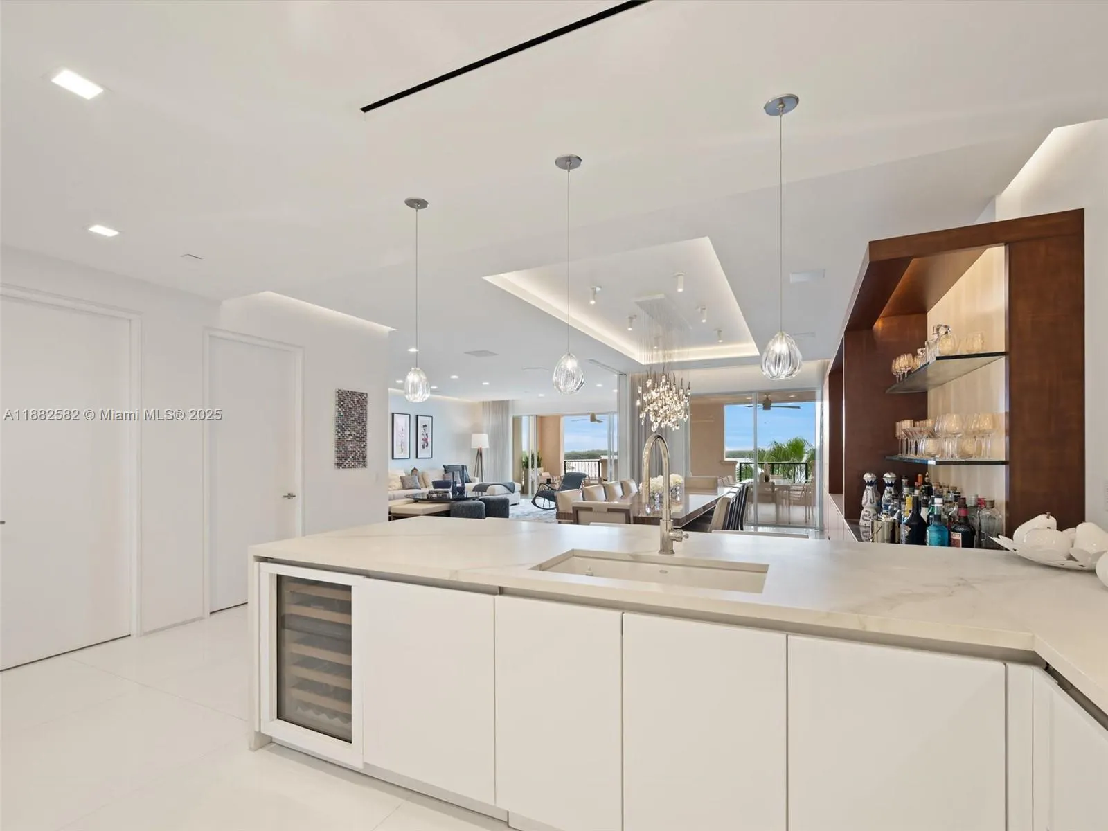 5053 Fisher Island Dr, #5053