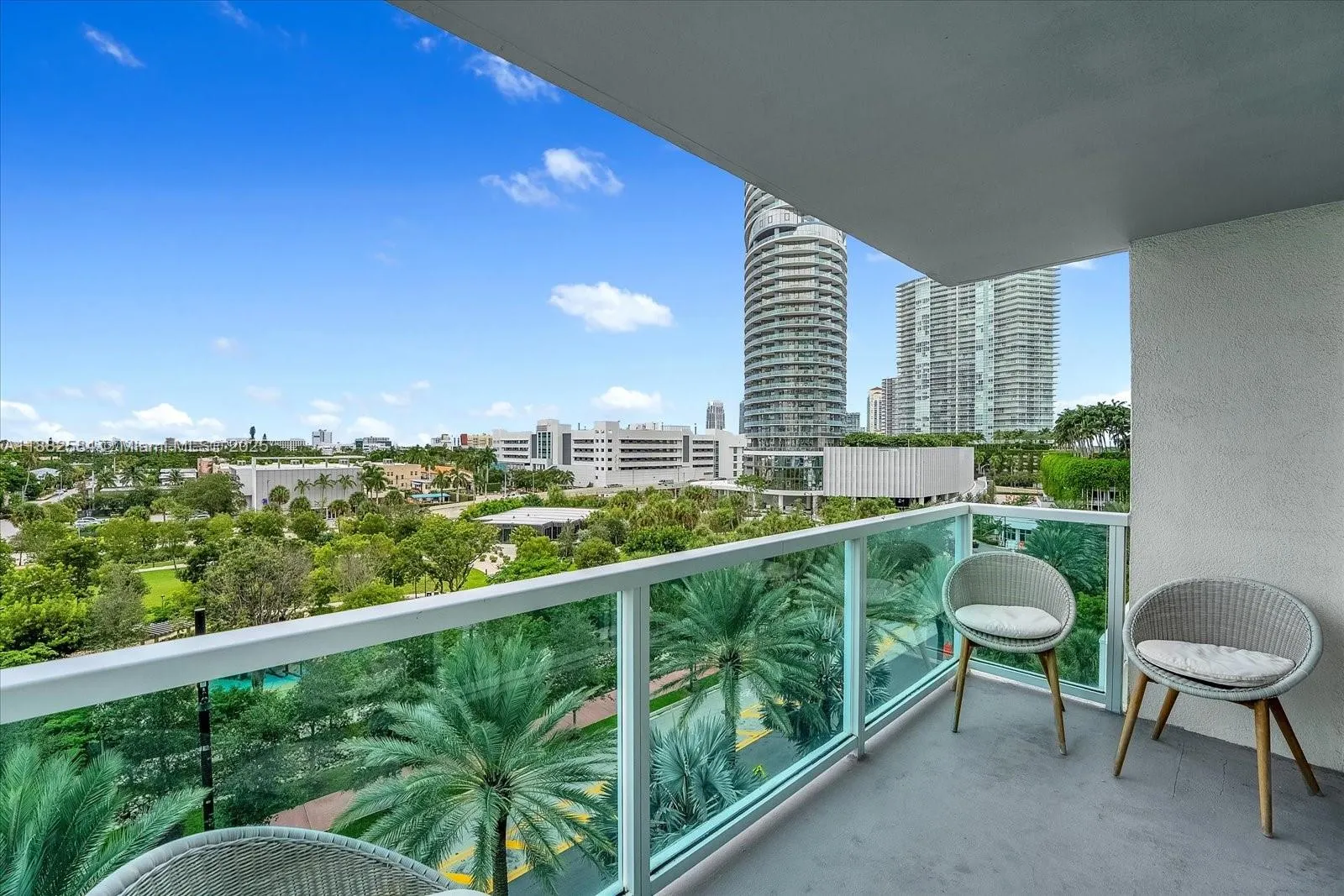 650 West Ave, #704