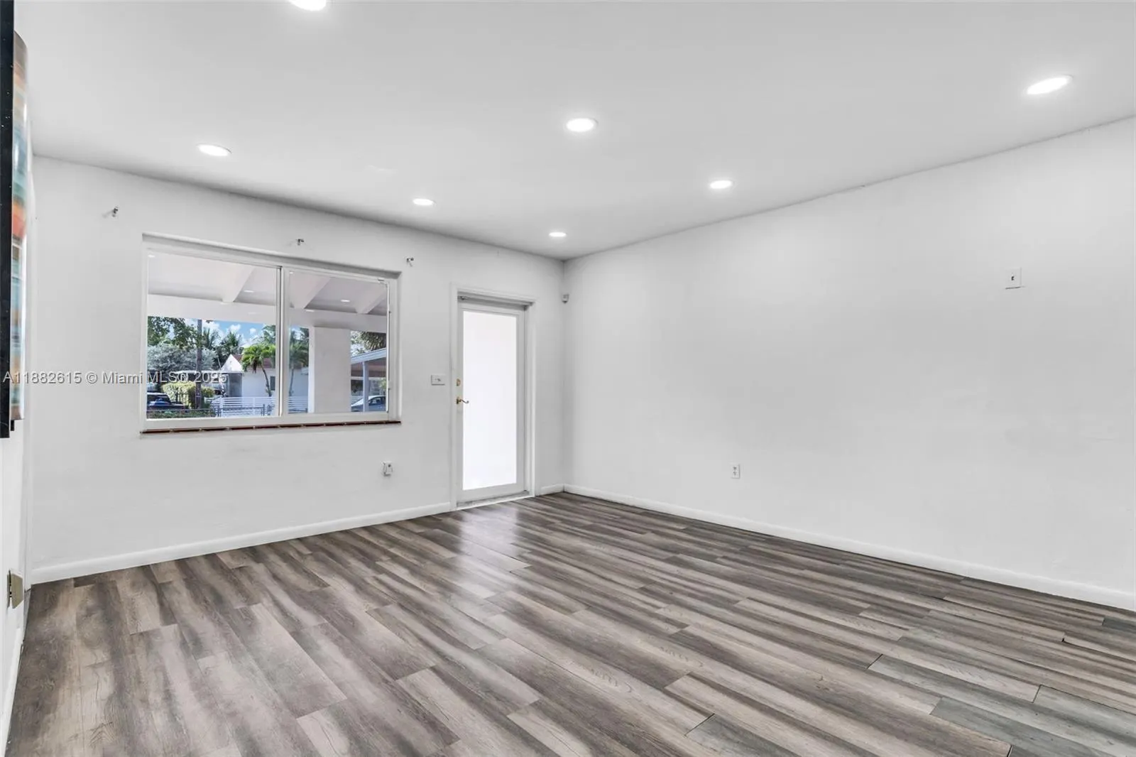 701 Tamiami Canal Rd
