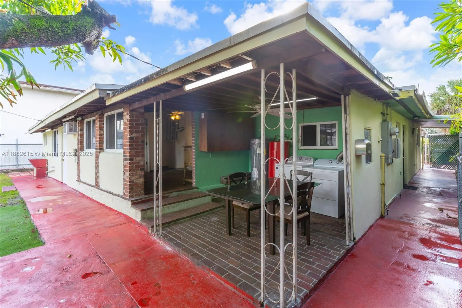 701 Tamiami Canal Rd