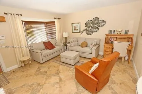 4106 NW 52nd Ave