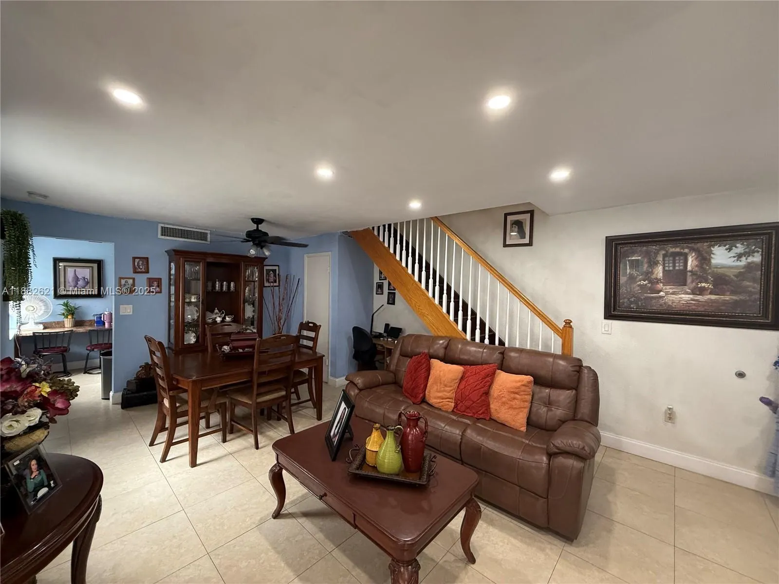 1560 W 46th St, #229