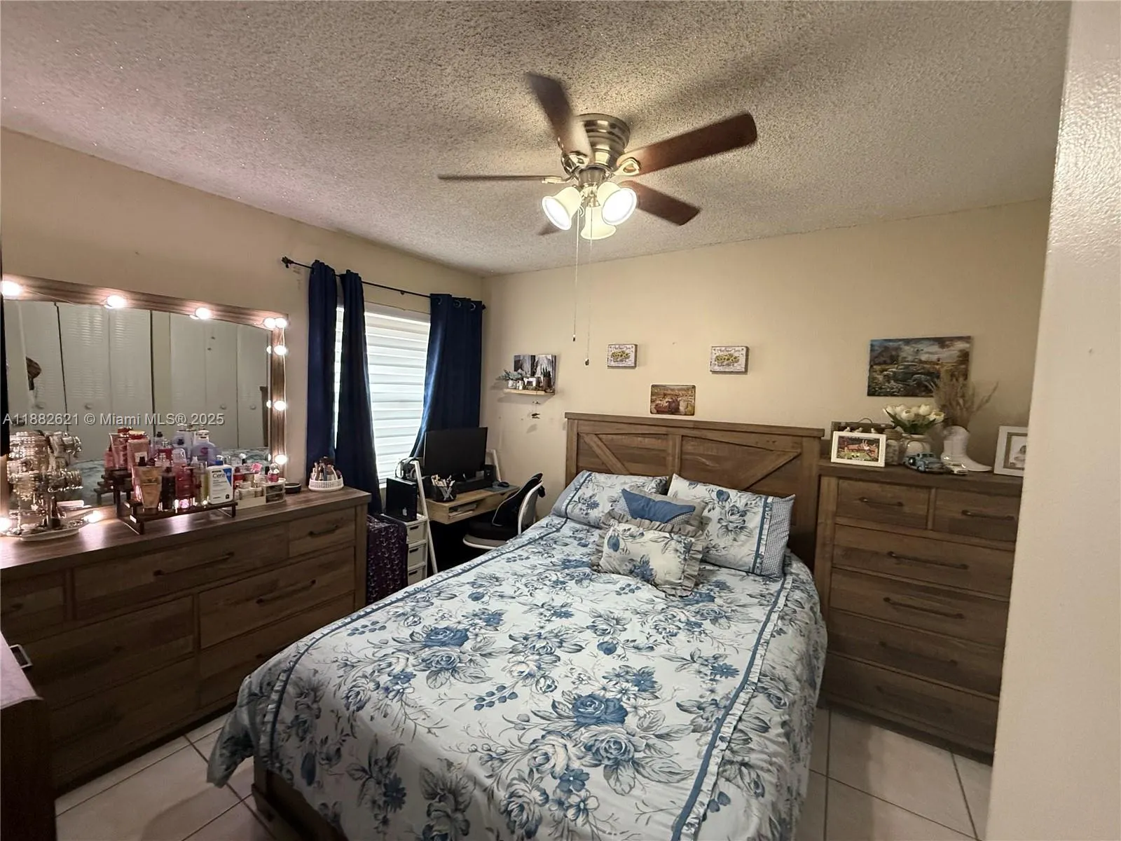 1560 W 46th St, #229