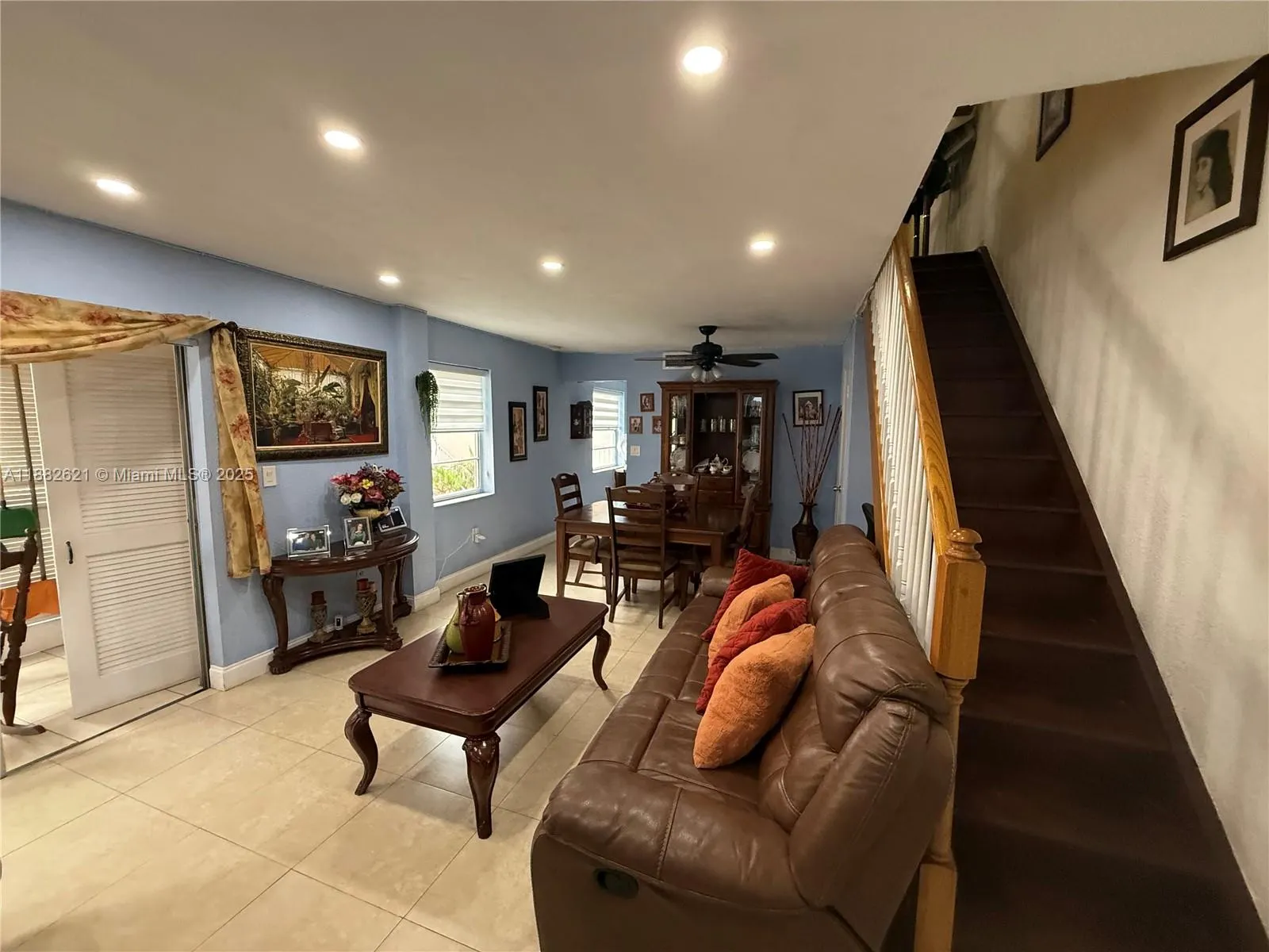 1560 W 46th St, #229