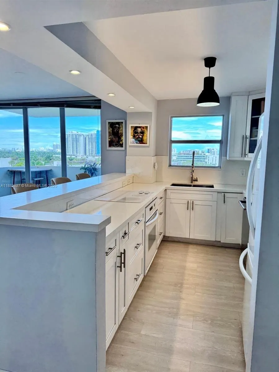 5 NE Island Ave, #10J