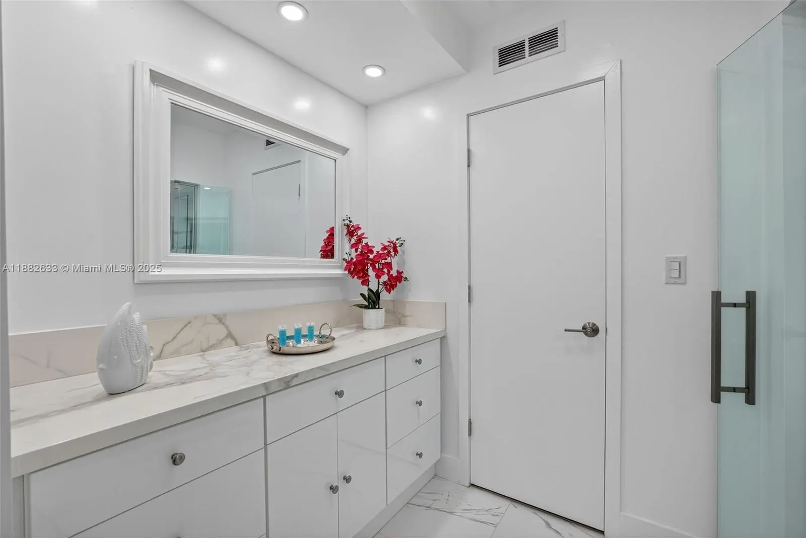 3725 S Ocean Dr, #1127
