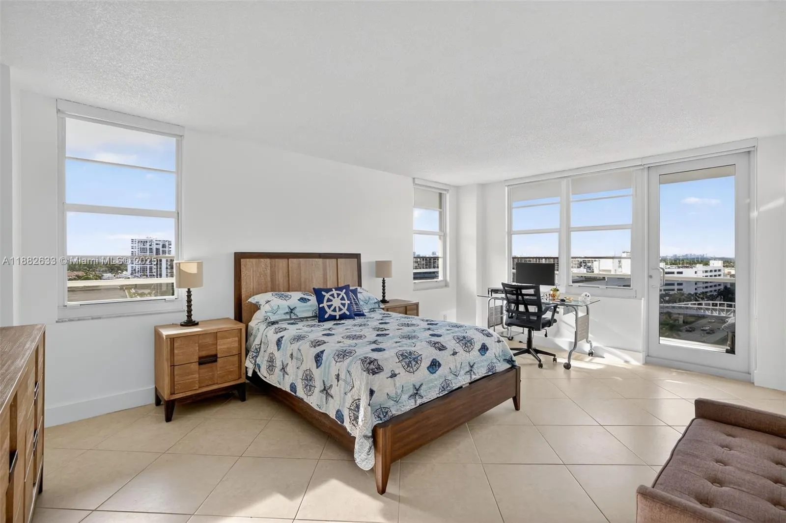 3725 S Ocean Dr, #1127