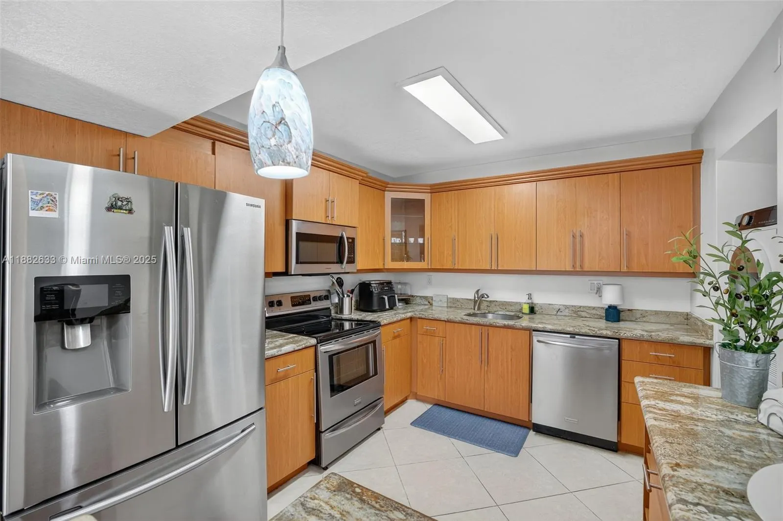 3725 S Ocean Dr, #1127