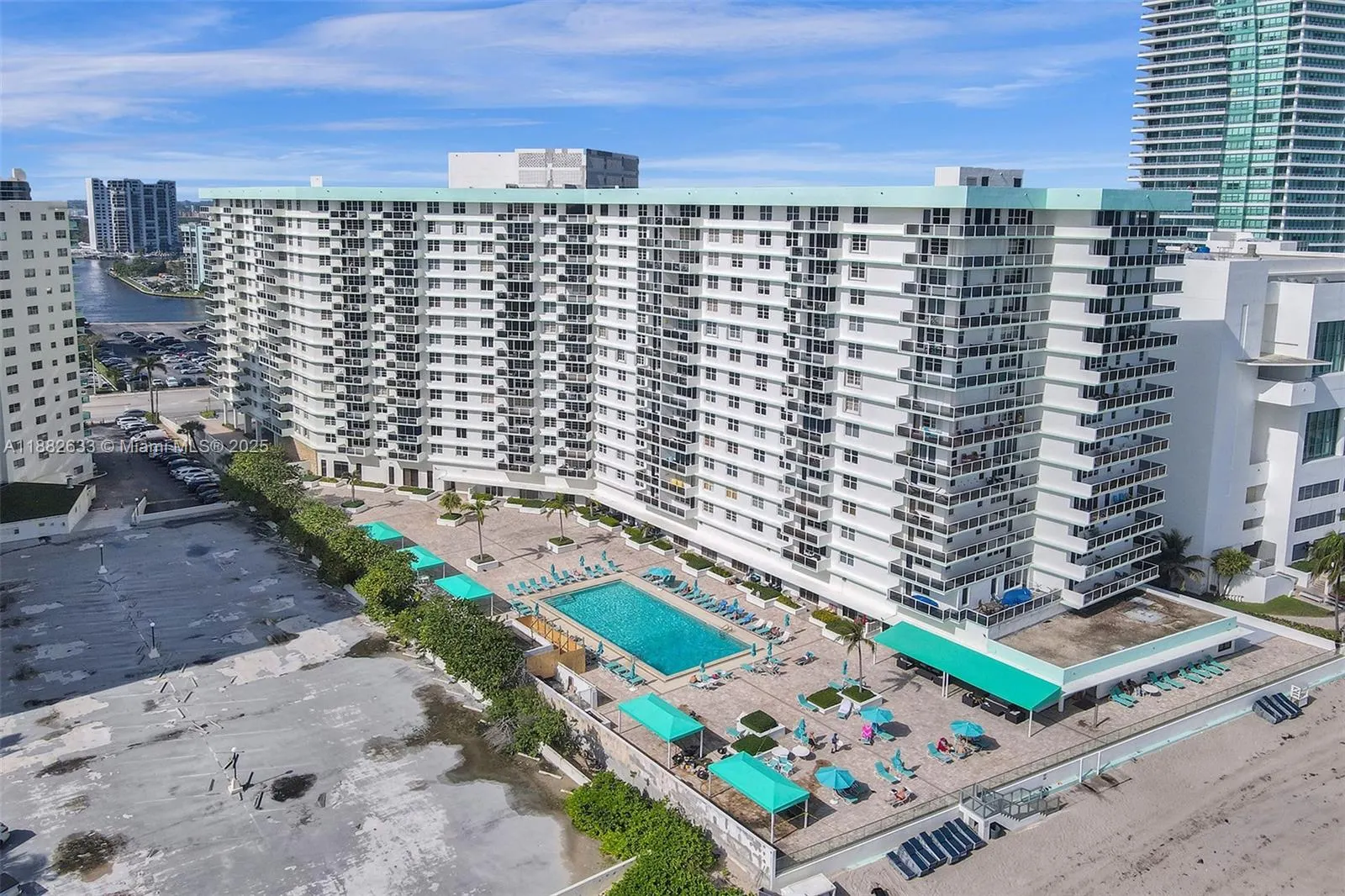 3725 S Ocean Dr, #1127
