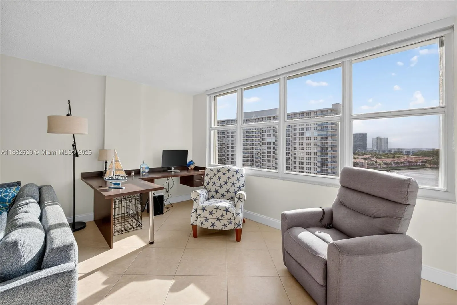 3725 S Ocean Dr, #1127