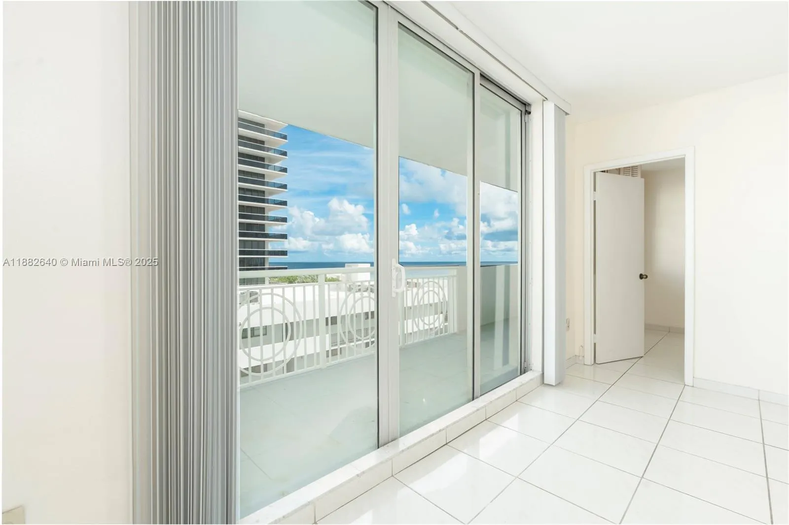 5825 Collins Ave, #7D