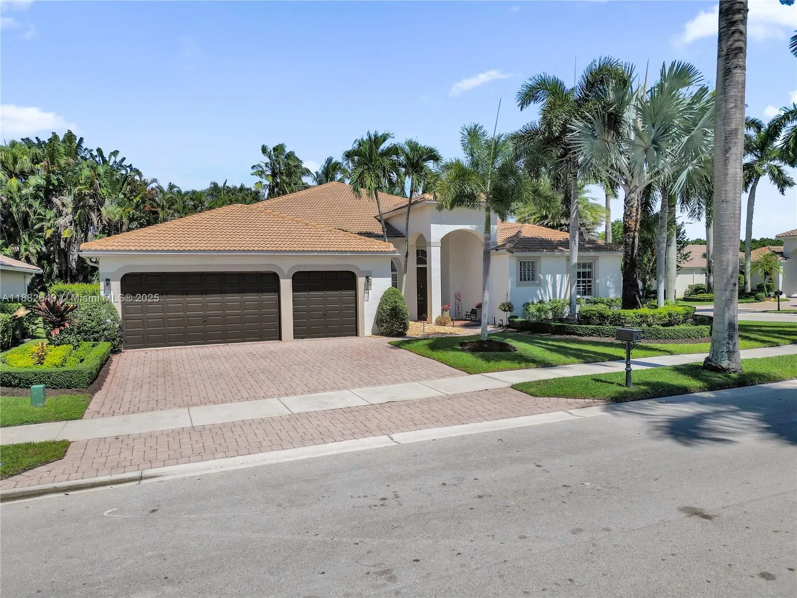 2496 Eagle Run Drive