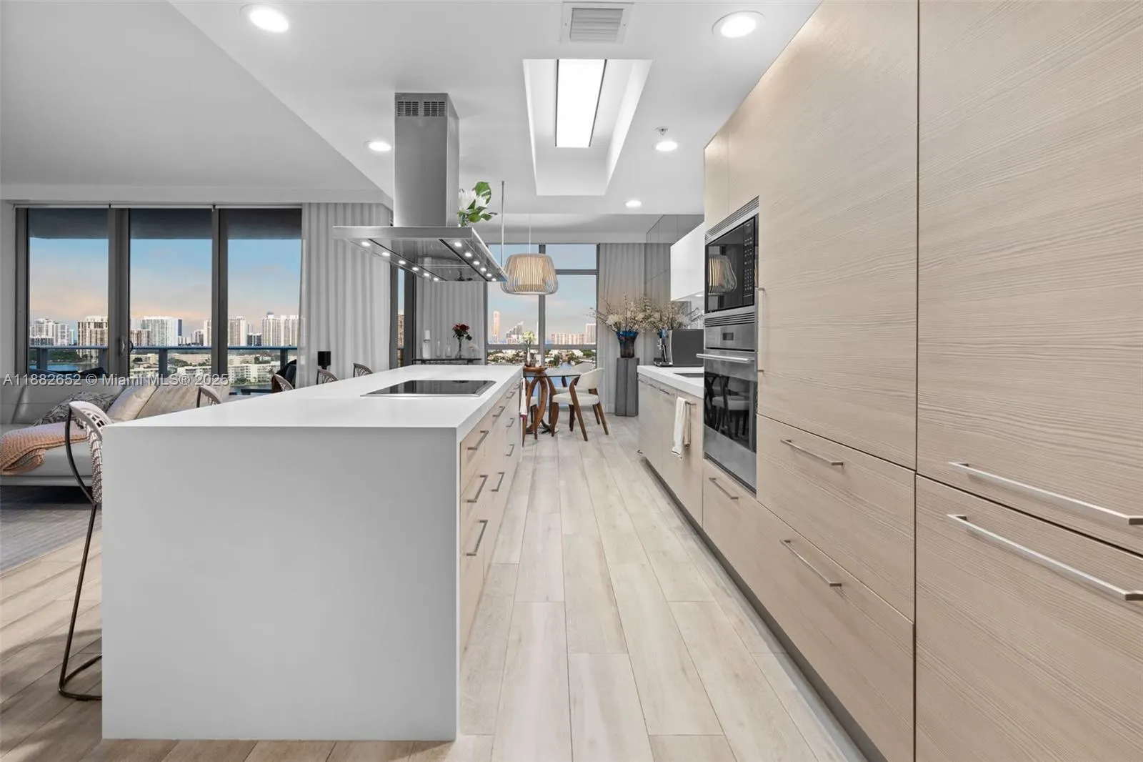 17301 Biscayne Blvd, #1510