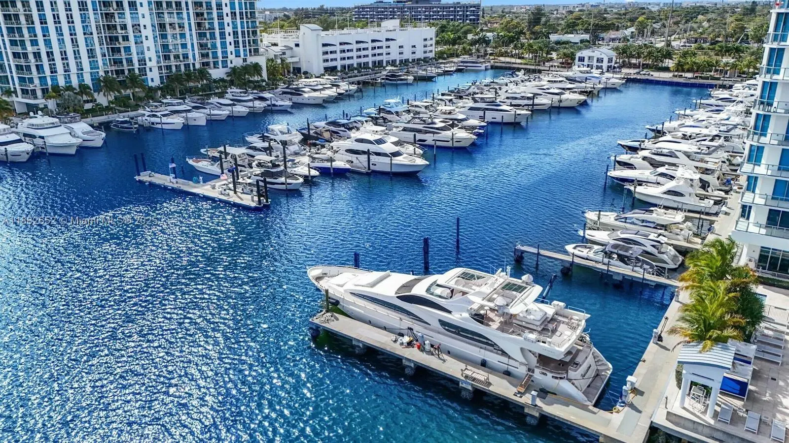 17301 Biscayne Blvd, #1510