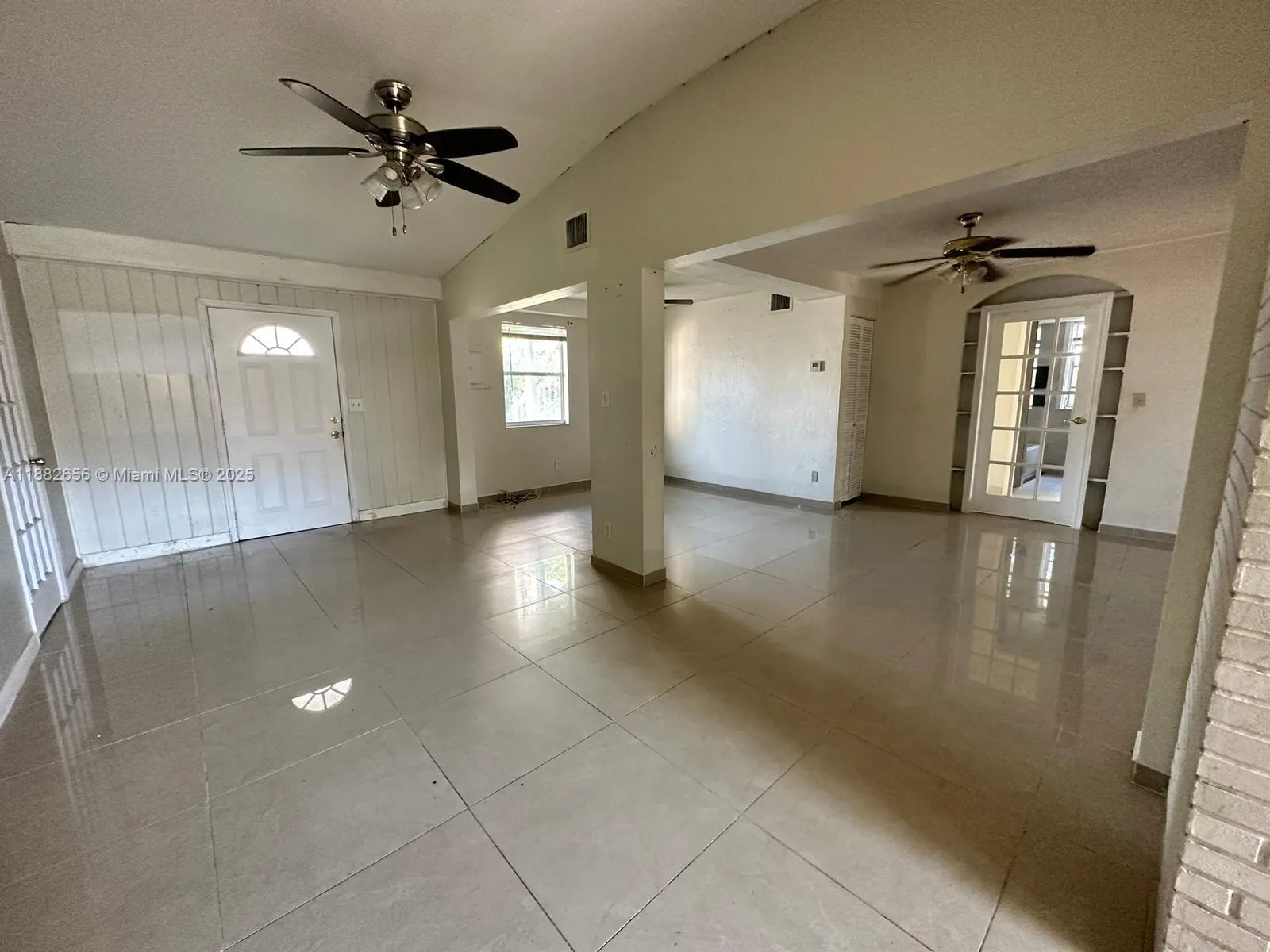 2202 Van Buren St, #1