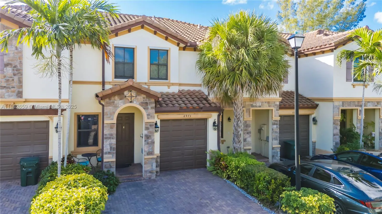 6973 Broadland Way