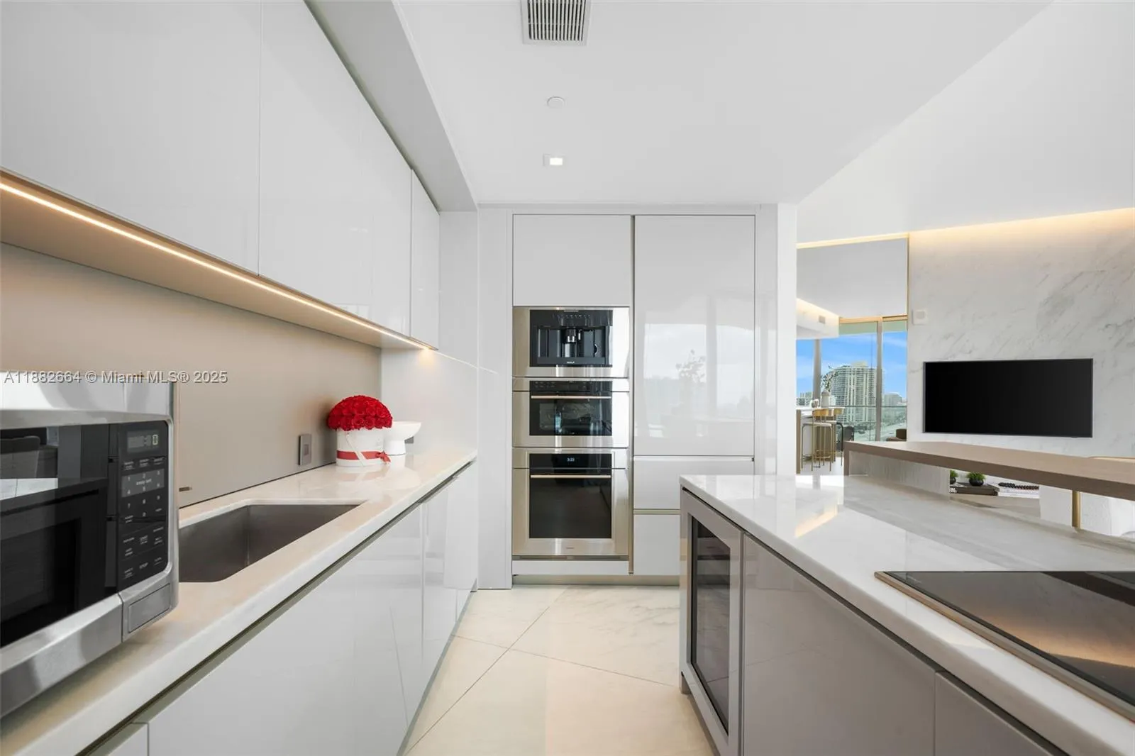 18975 Collins Ave, #1205