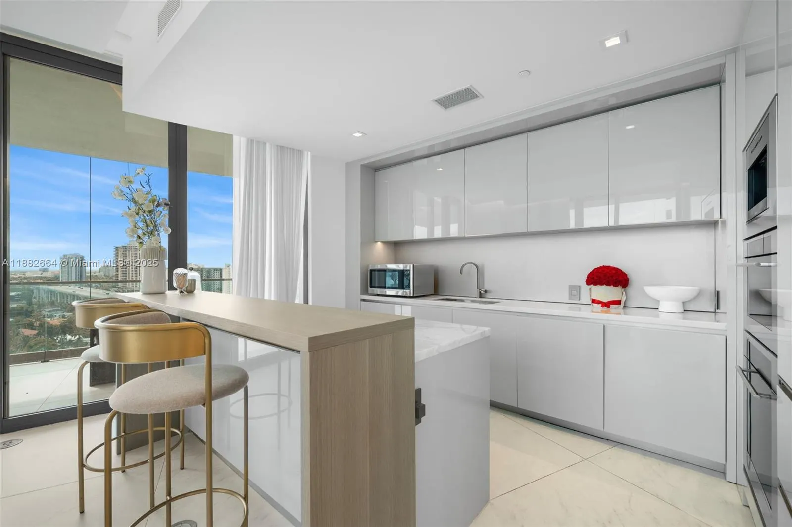 18975 Collins Ave, #1205