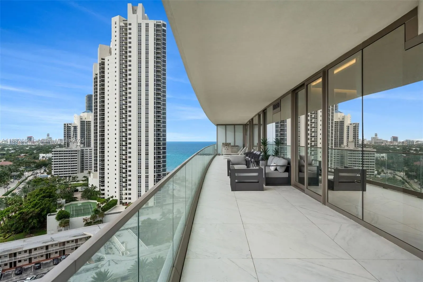 18975 Collins Ave, #1205