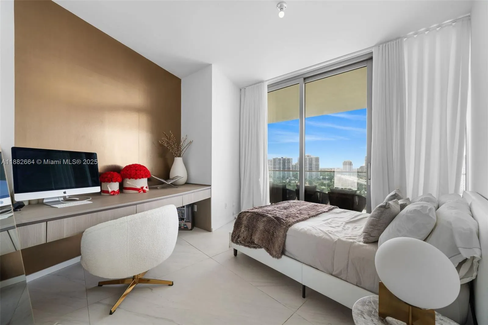 18975 Collins Ave, #1205
