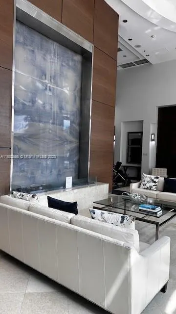 1155 Brickell Bay Dr, #1706