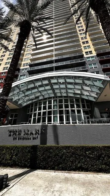 1155 Brickell Bay Dr, #1706
