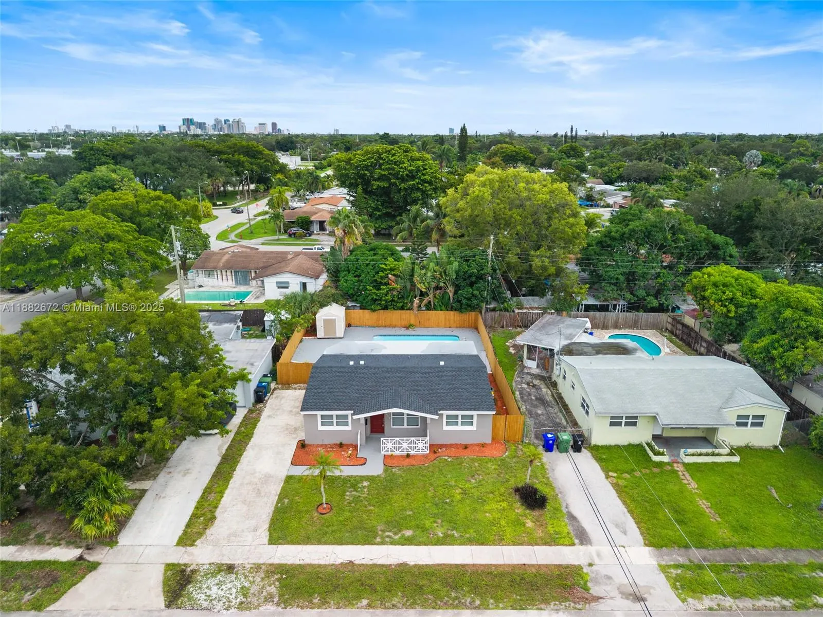 1410 SW 34th Ter