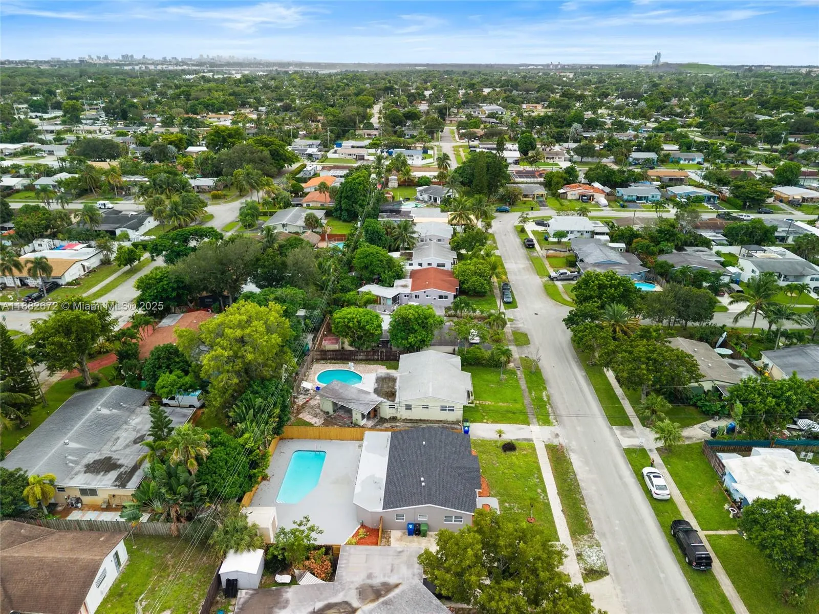 1410 SW 34th Ter