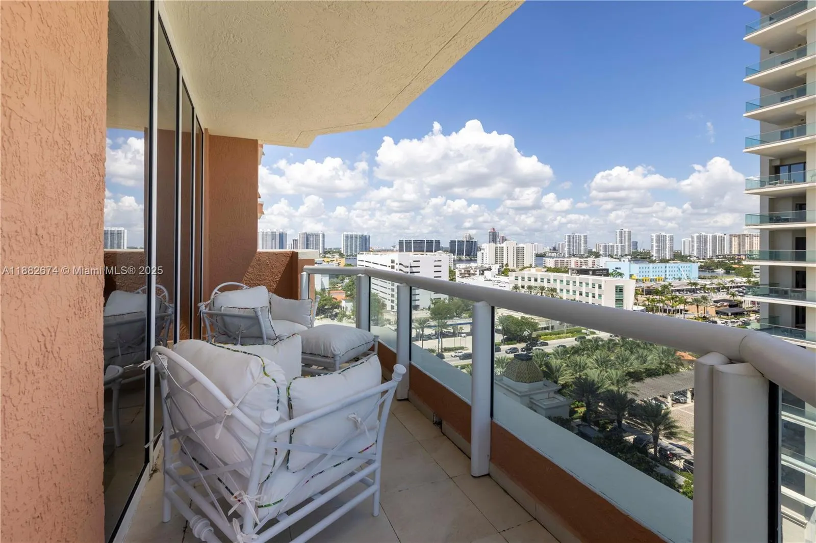 17875 Collins Ave, #1201
