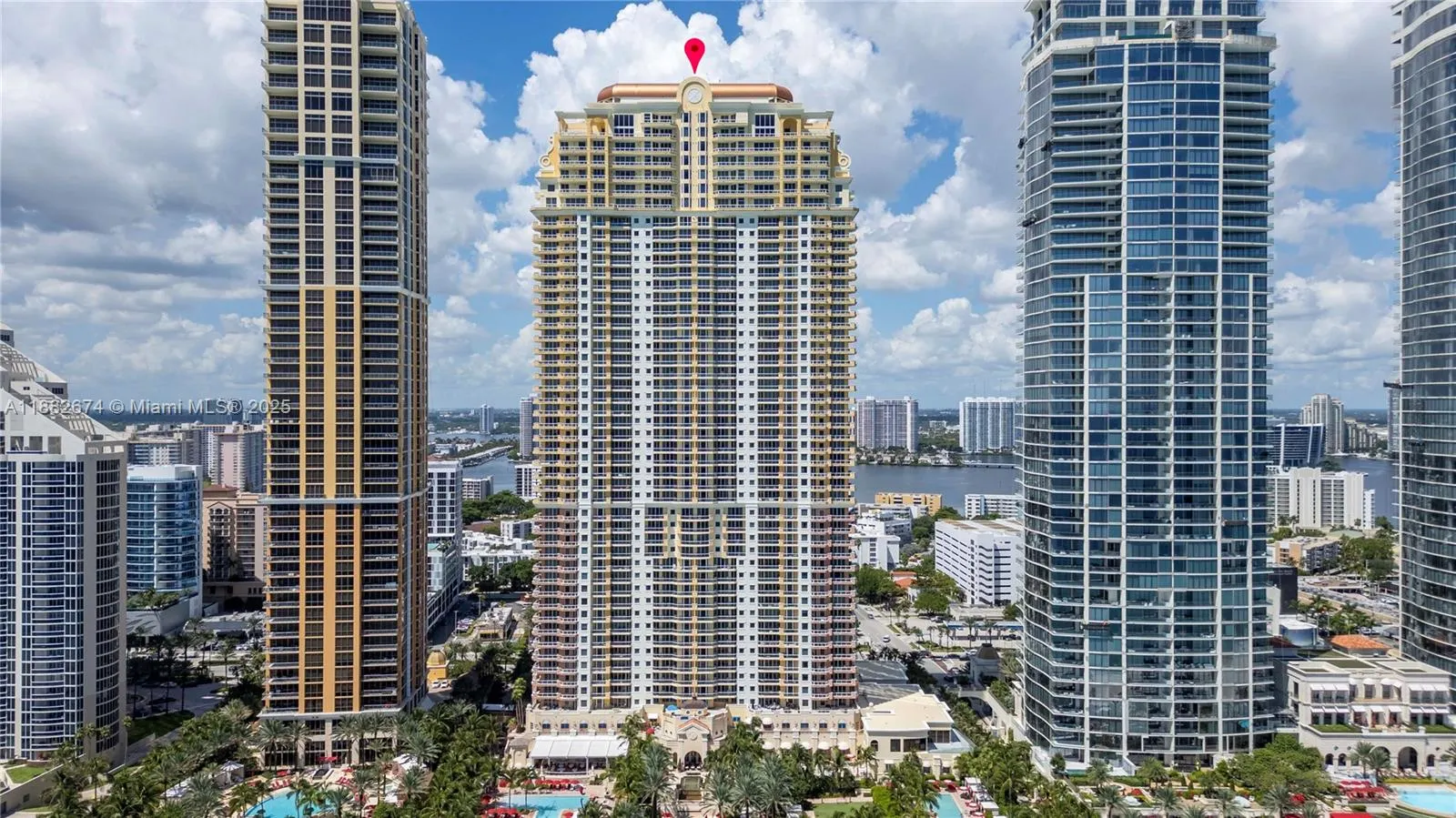 17875 Collins Ave, #1201