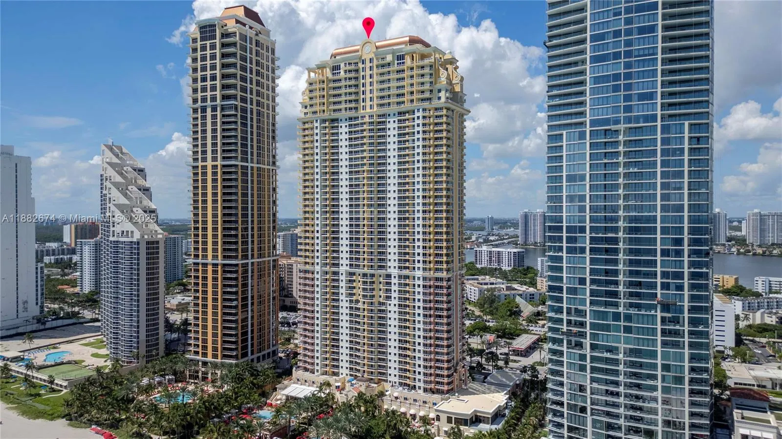 17875 Collins Ave, #1201