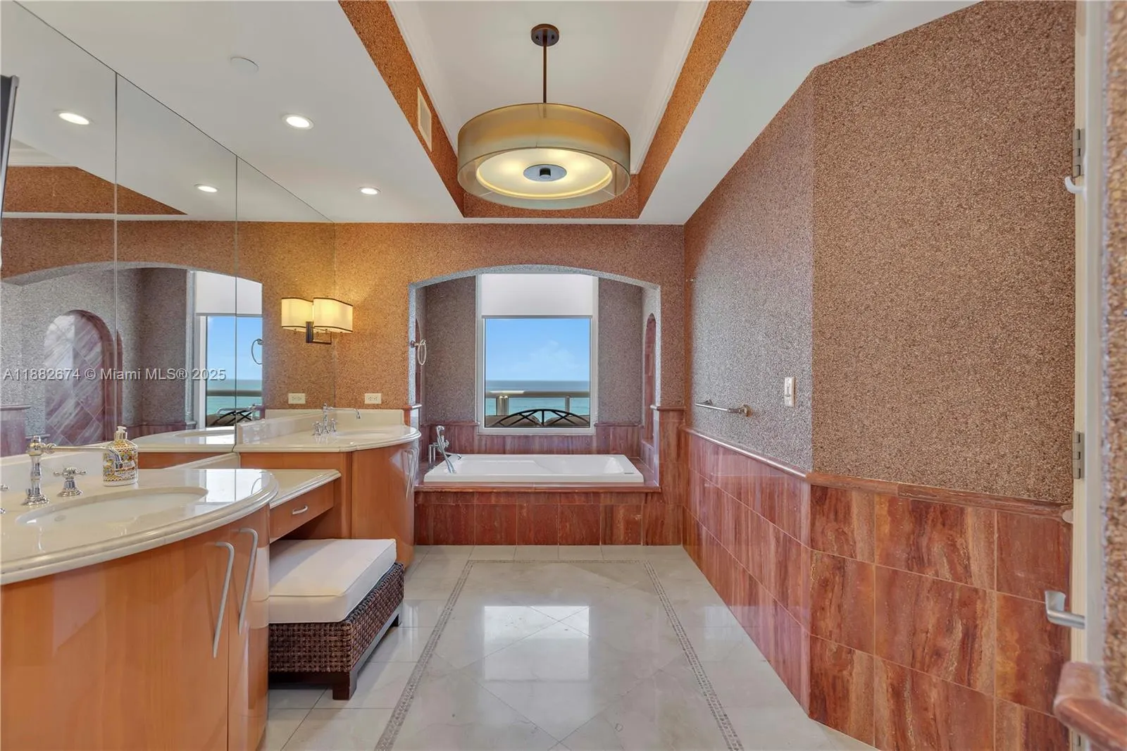 17875 Collins Ave, #1201
