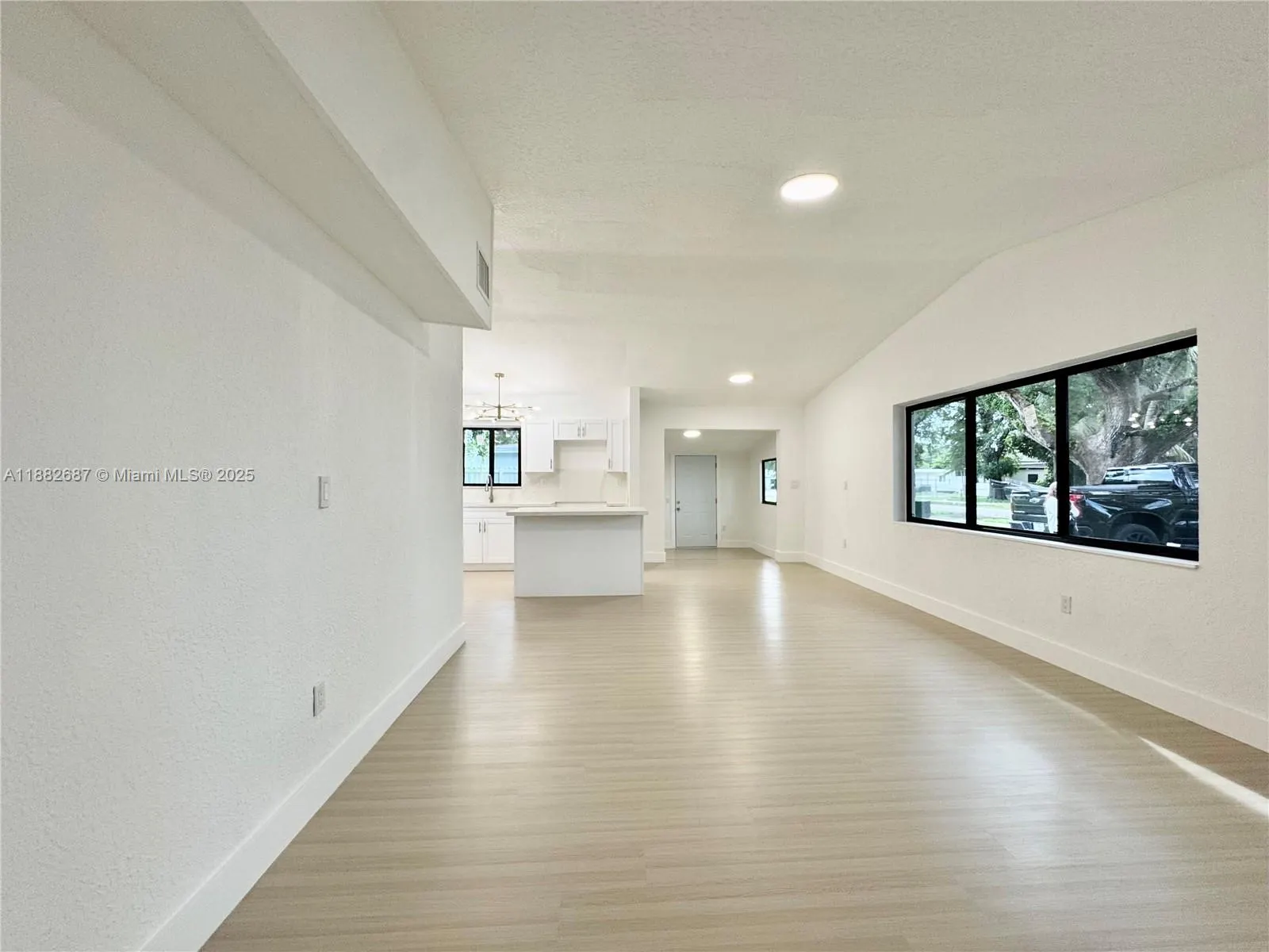3101 NW 164th Ter