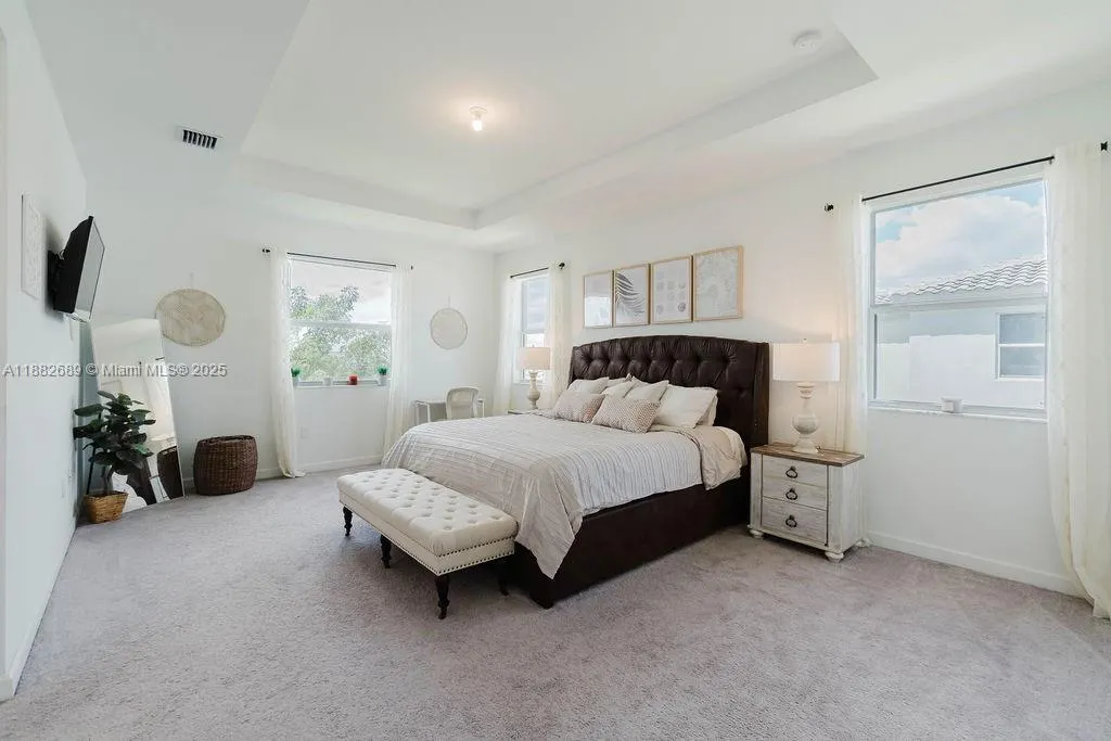 1400 SE 27th Ter