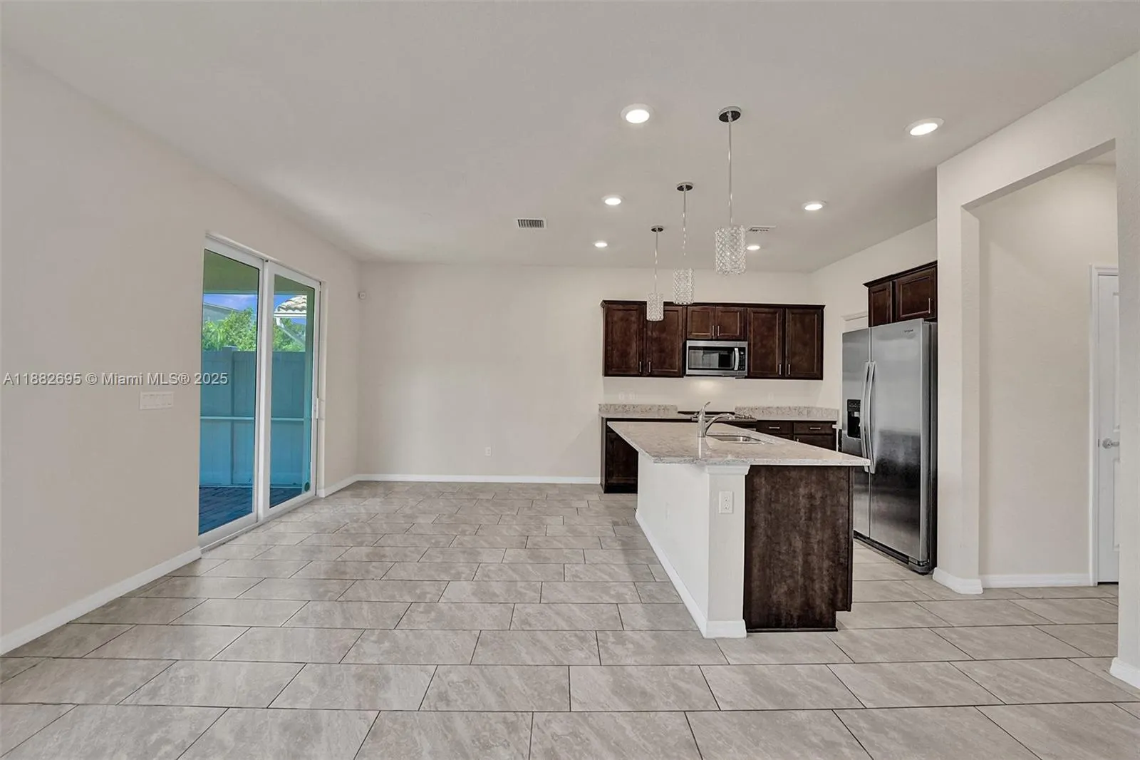 4764 Eucalyptus Dr