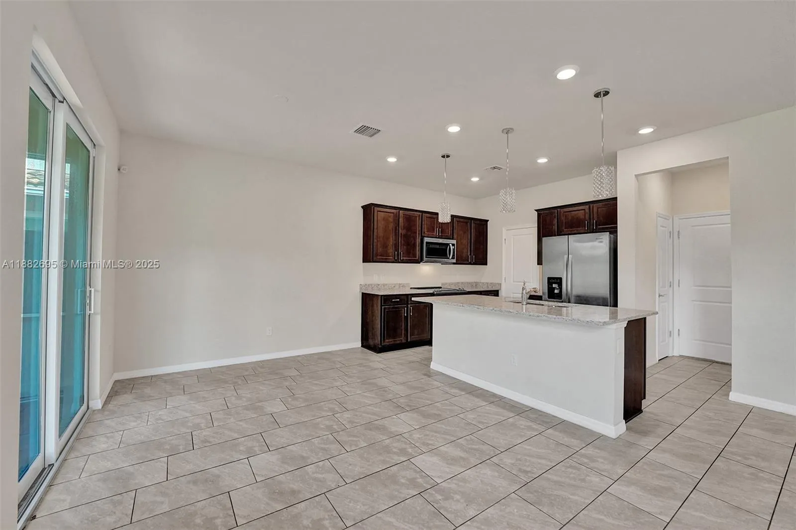 4764 Eucalyptus Dr