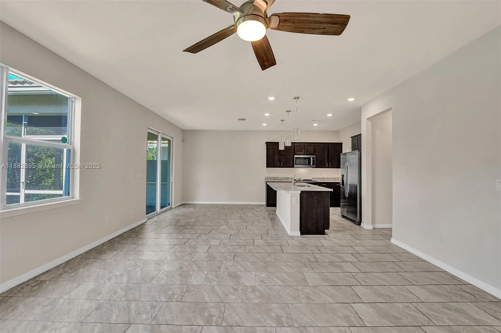4764 Eucalyptus Dr